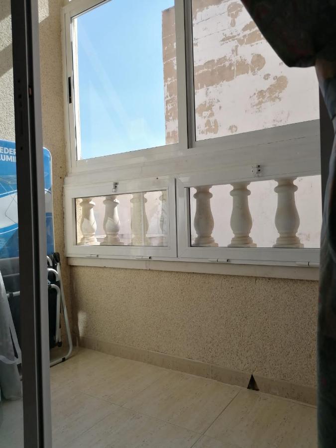 Gemuetliche Ferienwohnung In Torrevieja Ca100M Vom Strand Playa Del Cura Entfernt Kültér fotó