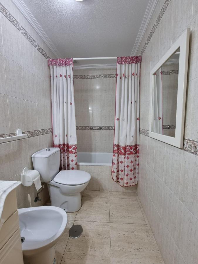 Gemuetliche Ferienwohnung In Torrevieja Ca100M Vom Strand Playa Del Cura Entfernt Kültér fotó